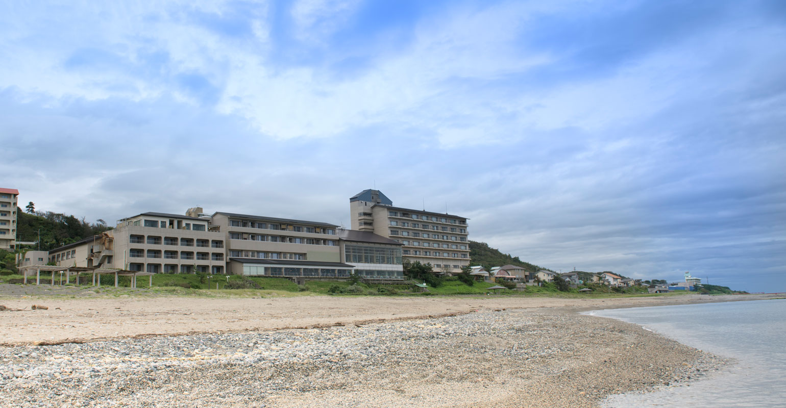 海岸・足湯