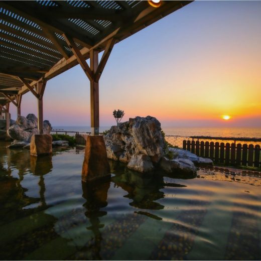 絶景温泉で過ごす初旅。当館周辺・県内人気の初詣スポット情報